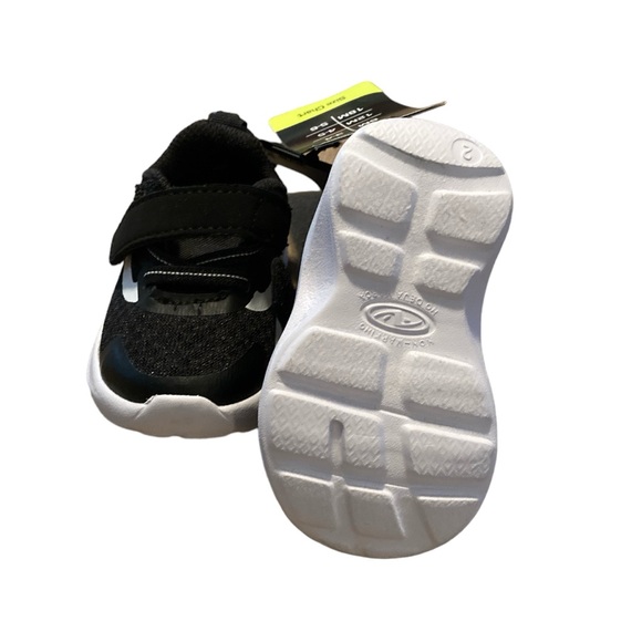 Athletic Works Mesh Jogger Sneakers - Picture 9 of 12